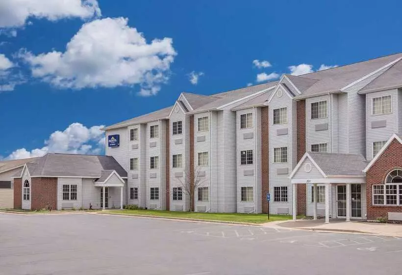 Microtel Inn And Suites By Wyndham Appleton