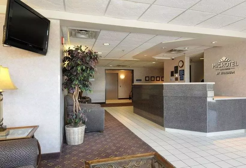 Microtel Inn & Suites By Wyndham Bloomington Msp Airport