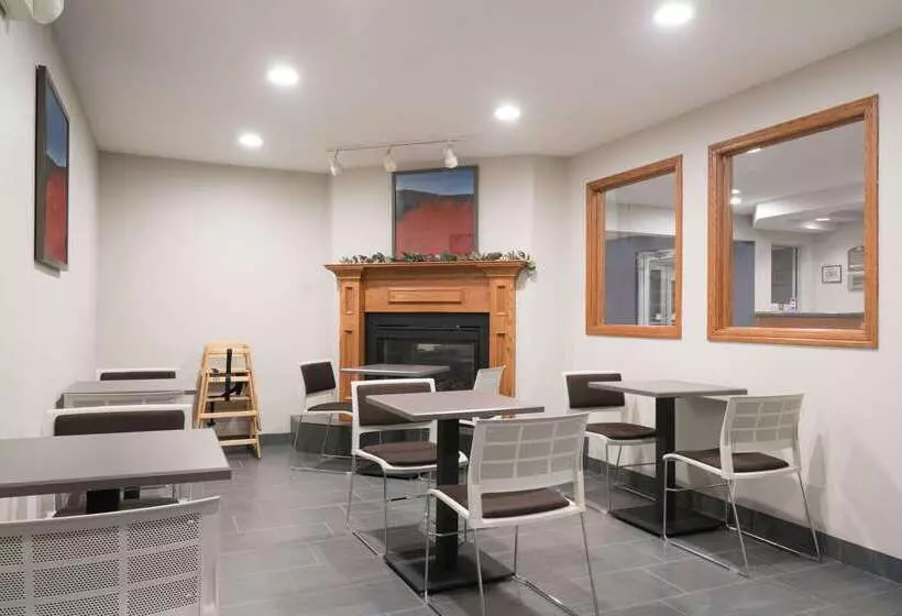 Microtel Inn & Suites By Wyndham Springfield