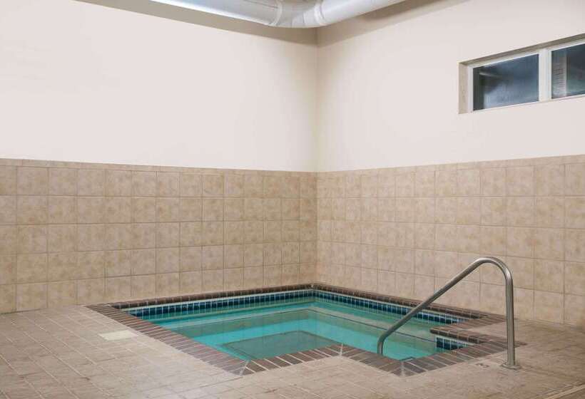 Microtel Inn & Suites By Wyndham Springfield