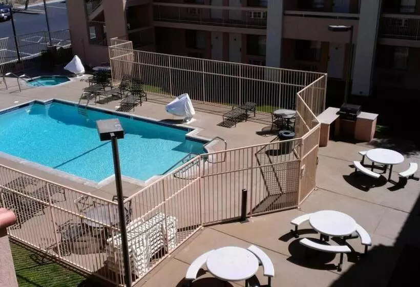 Motel 6 Barstow, Ca I15 And Lenwood Road