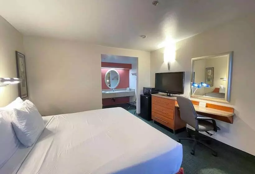 Motel 6 Barstow, Ca I15 And Lenwood Road