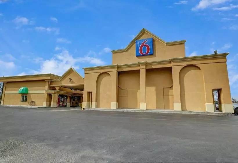 Motel 6 Lester Philadelphia Airport