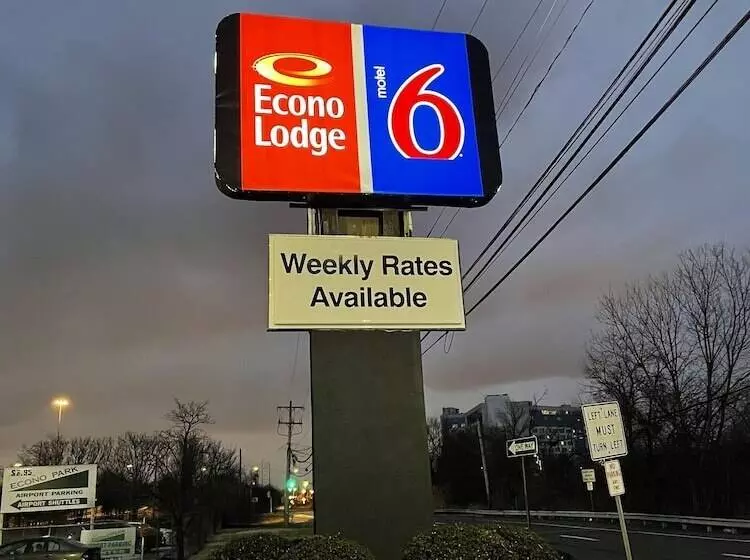 Motel 6 Lester Philadelphia Airport