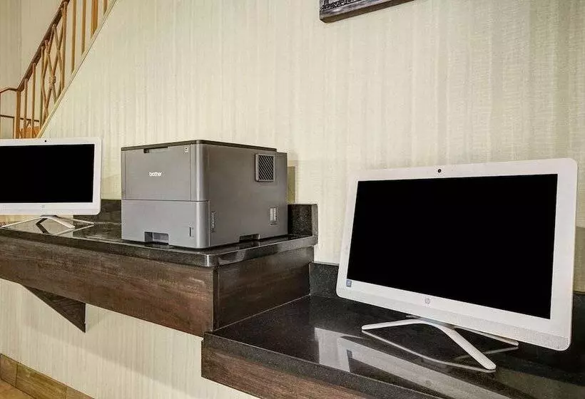 Motel 6 Lester Philadelphia Airport