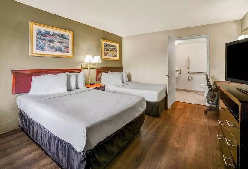 Motel 6 Lester Philadelphia Airport