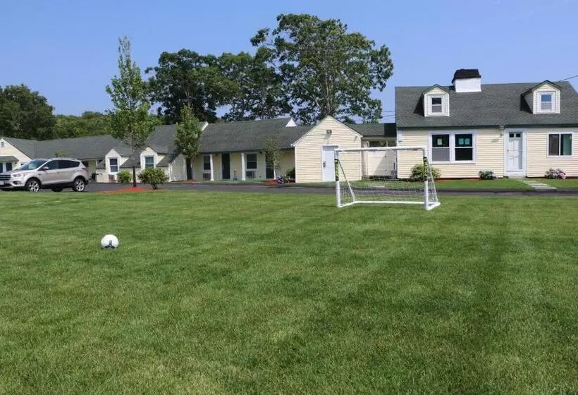 مُتل Sunbird Cape Cod Resort