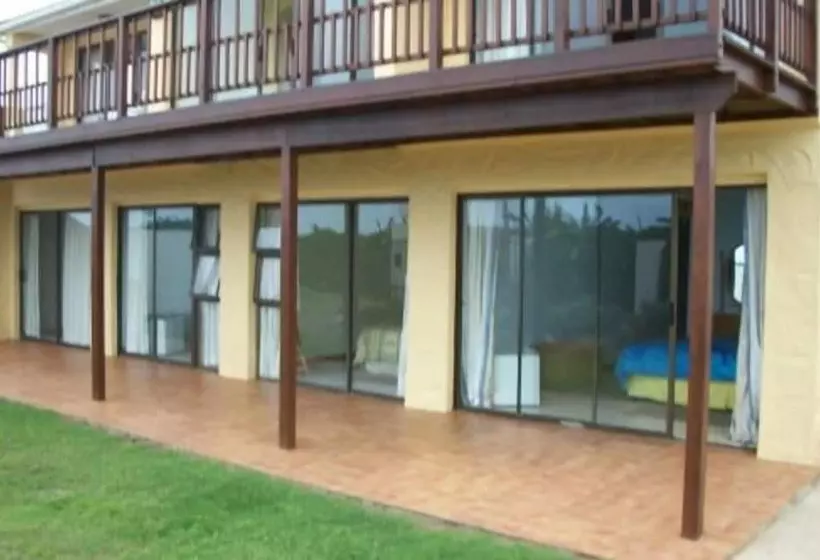 Retkeilymaja Glenashley Beach Accommodation   B&b And Backpackers