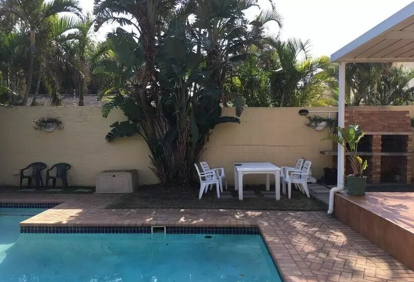 Retkeilymaja Glenashley Beach Accommodation   B&b And Backpackers