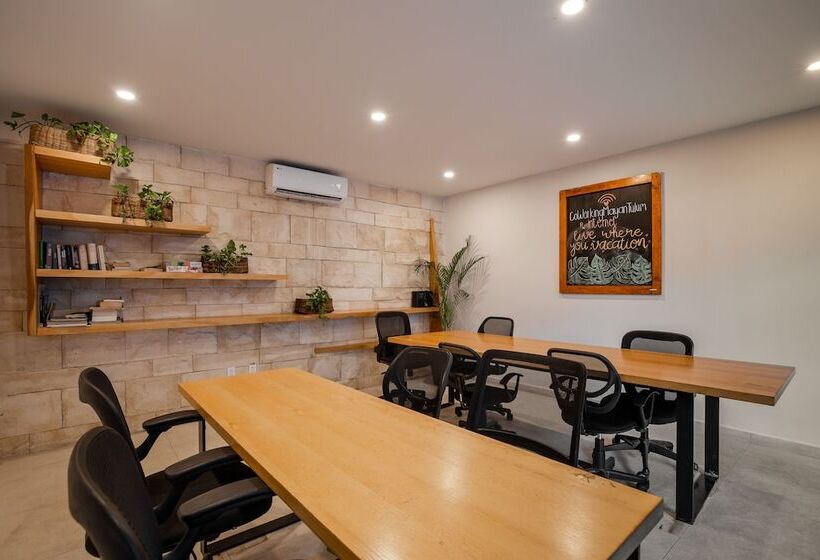 فندق صغير Mayan Monkey Tulum | Social