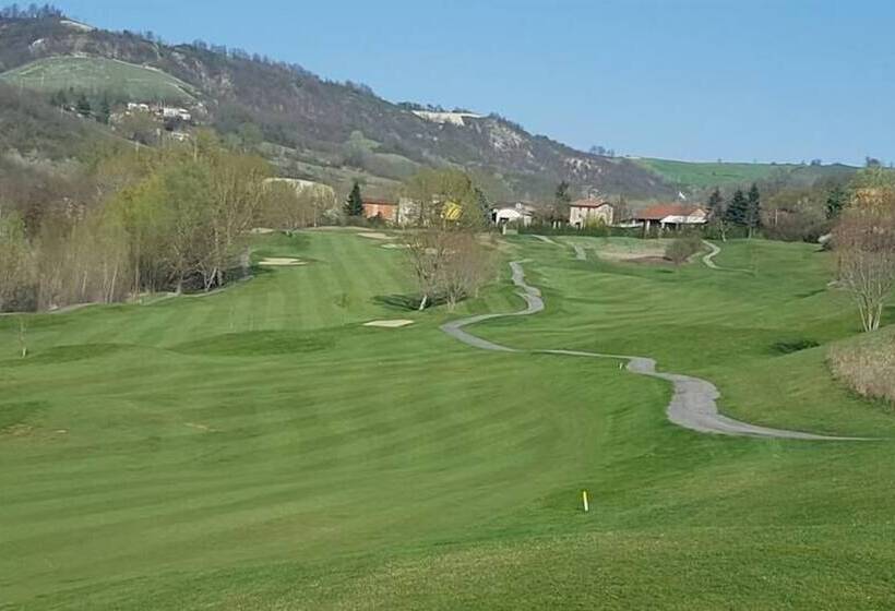 ベッドアンドブレックファースト Golf Valcurone