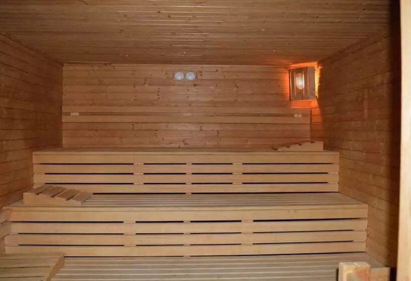 Aamiaismajoitus (B&B) Golf Valcurone
