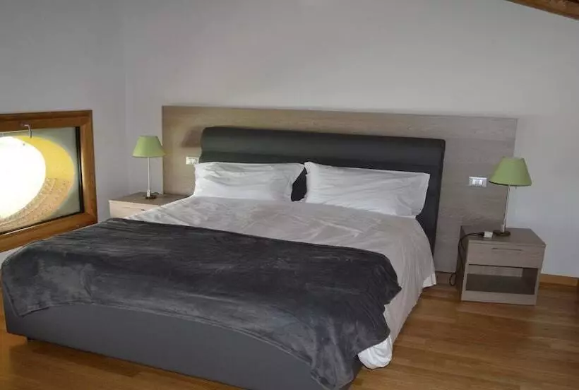 Aamiaismajoitus (B&B) Golf Valcurone