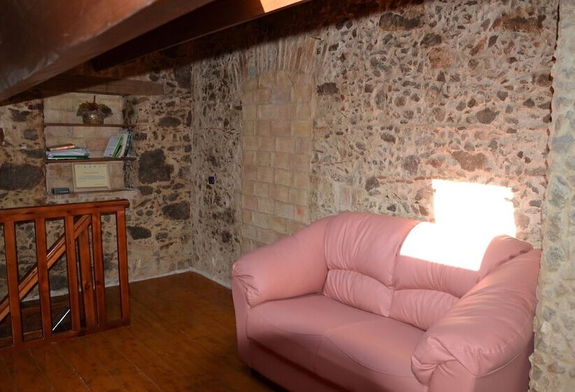 ベッドアンドブレックファースト La Roccia