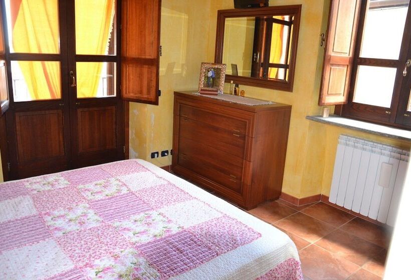 ベッドアンドブレックファースト La Roccia