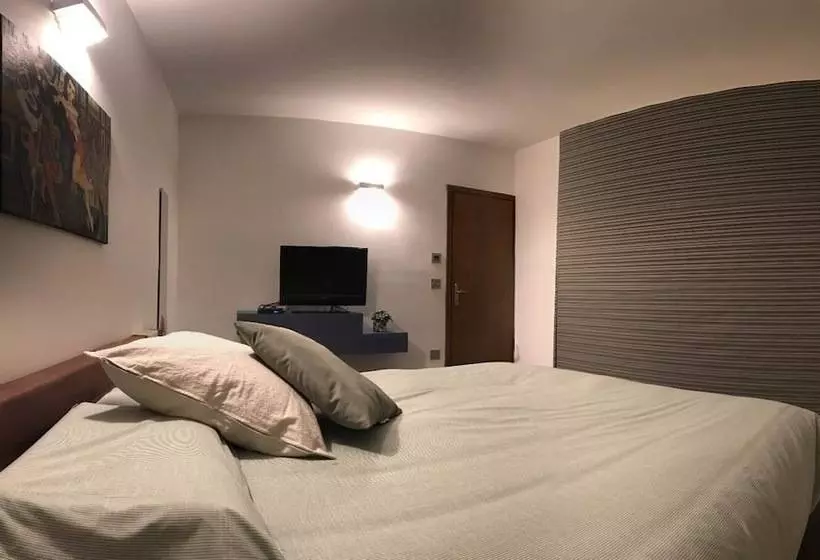 Aamiaismajoitus (B&B) Niifty Intera Villa Piscina Relax Idromassaggio E Sauna