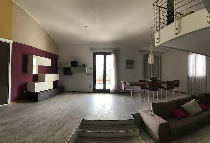 Aamiaismajoitus (B&B) Niifty Intera Villa Piscina Relax Idromassaggio E Sauna