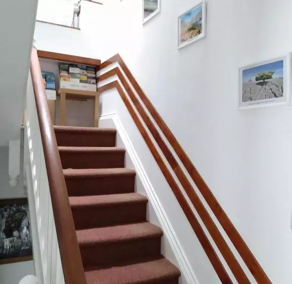 Aamiaismajoitus (B&B) The Lakes B And B