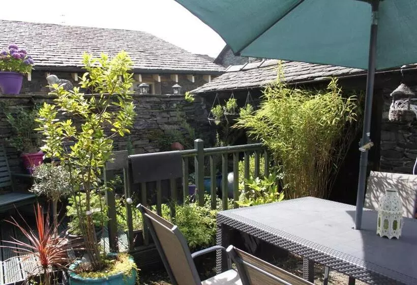 Aamiaismajoitus (B&B) The Lakes B And B