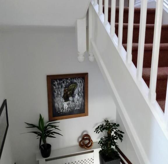 Bed and Breakfast The Lakes B And B