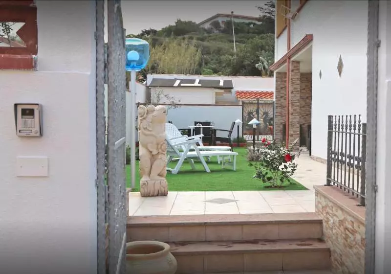 簡易ホテル B&b Villa Piana