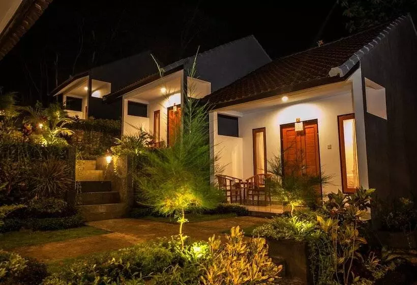 Hostelli Singgahan Bungalow By Ecommerceloka