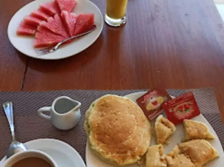 Hostelli Singgahan Bungalow By Ecommerceloka