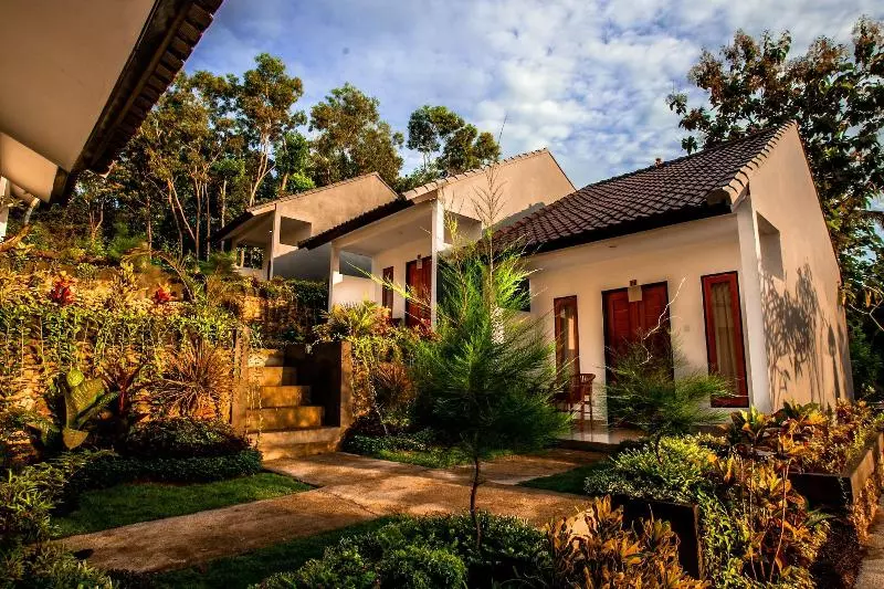 Hostelli Singgahan Bungalow By Ecommerceloka