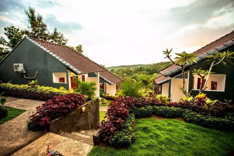 Hostelli Singgahan Bungalow By Ecommerceloka