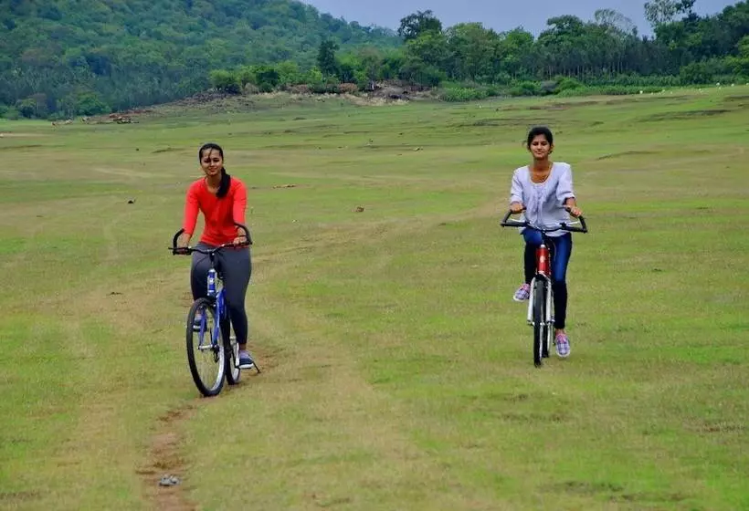 Hotelli Coorg Jungle Camp Backwater Resort