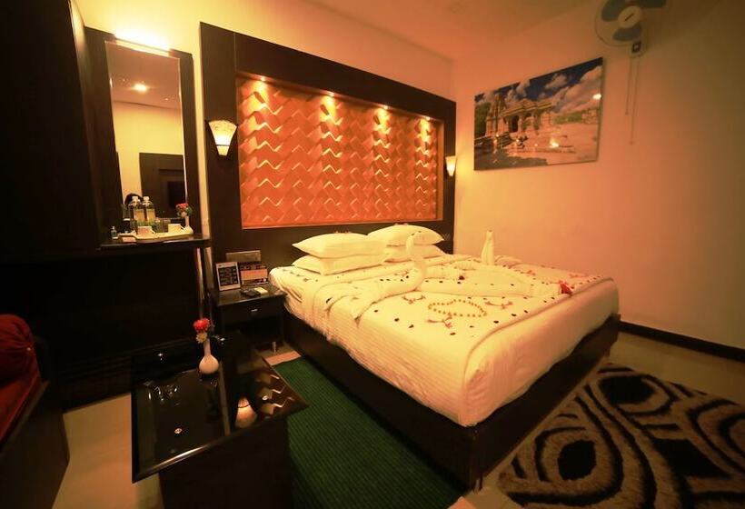 酒店 Coorg Jungle Camp Backwater Resort