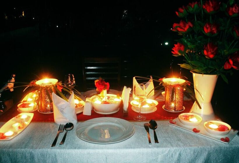 酒店 Coorg Jungle Camp Backwater Resort