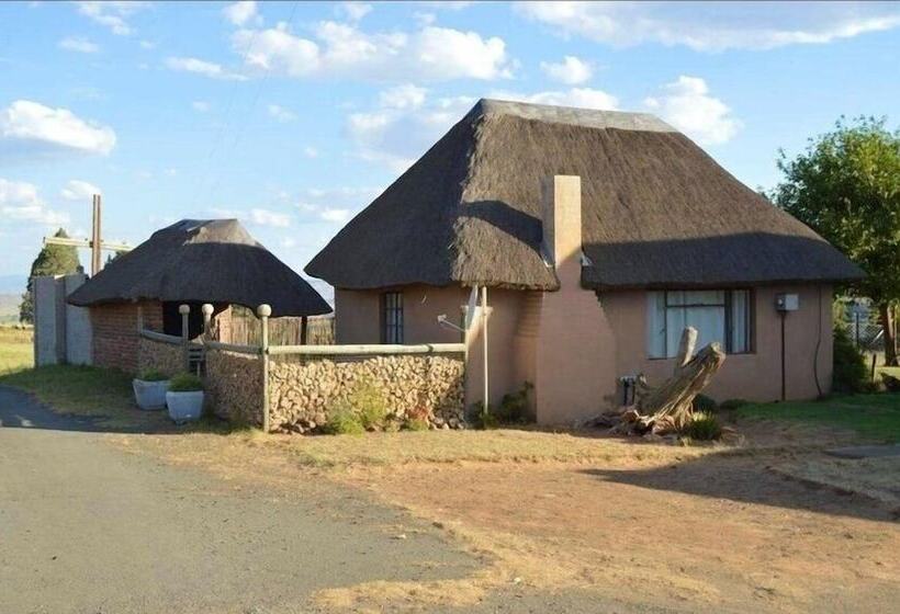 ホテル Ladybrand Khaya Farm Lodge