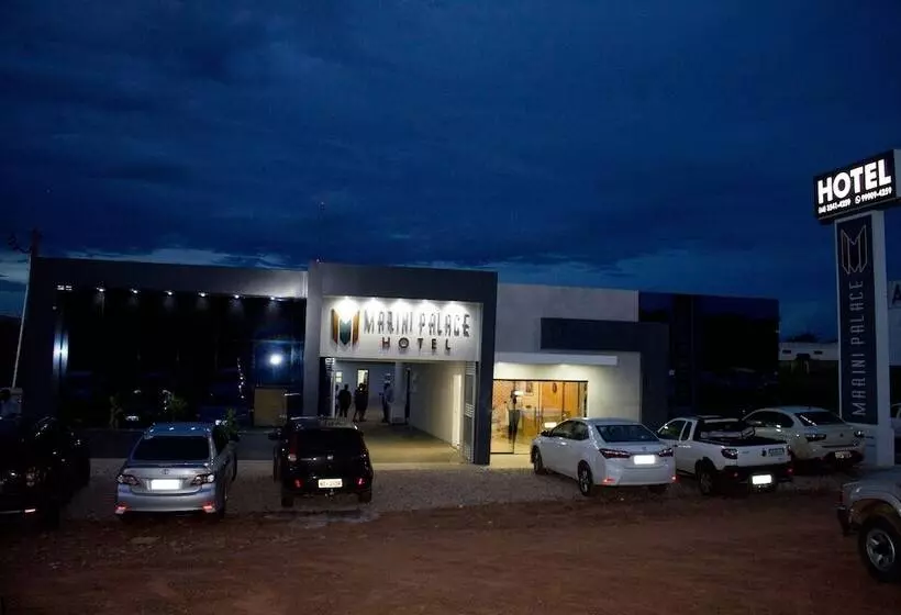 Hotelli Marini Palace