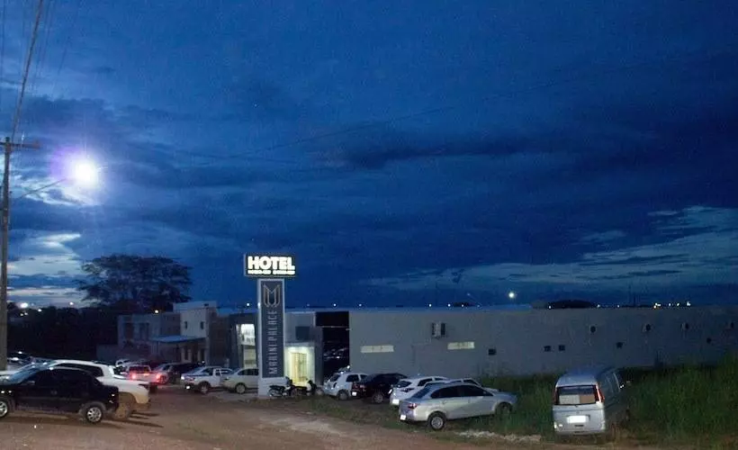 Hotelli Marini Palace