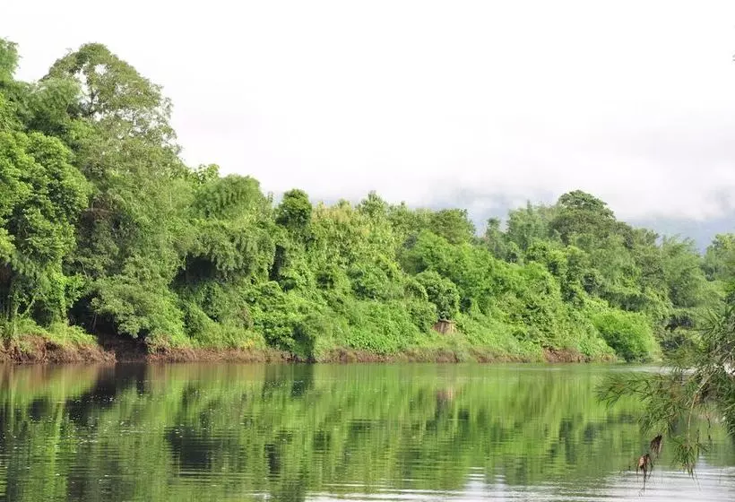 Hotelli Mek Kiri Riverkwai Resort Sha