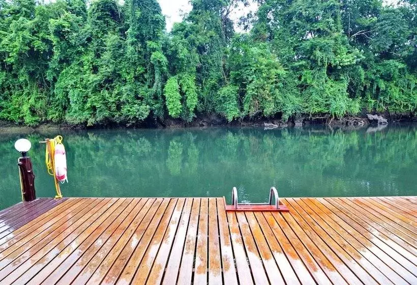 Hotelli Mek Kiri Riverkwai Resort Sha