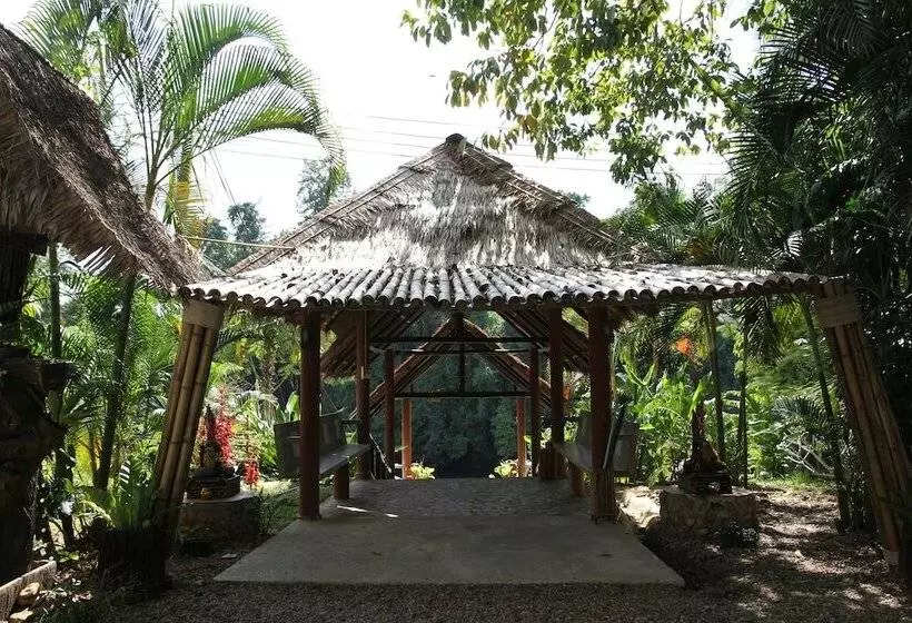 Hotelli Mek Kiri Riverkwai Resort Sha