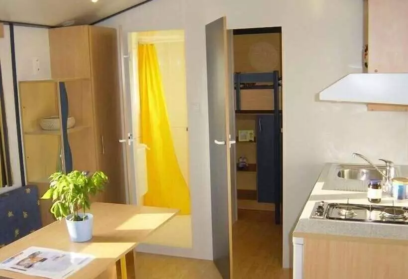 Hotelli Mobilhome Camping Arquebuse