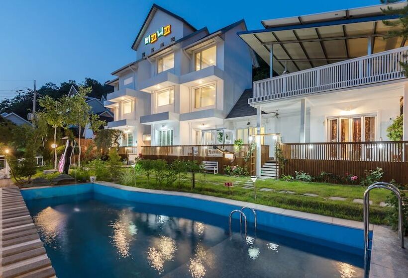 Отель Pique Nique Pension