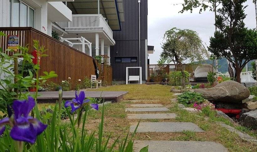 Отель Pique Nique Pension