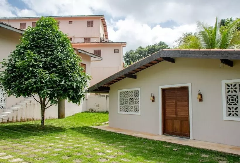 田舎風ホテル Cantinho Das Flores