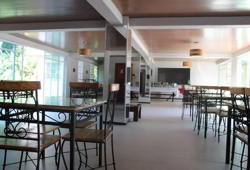 田舎風ホテル Cantinho Das Flores