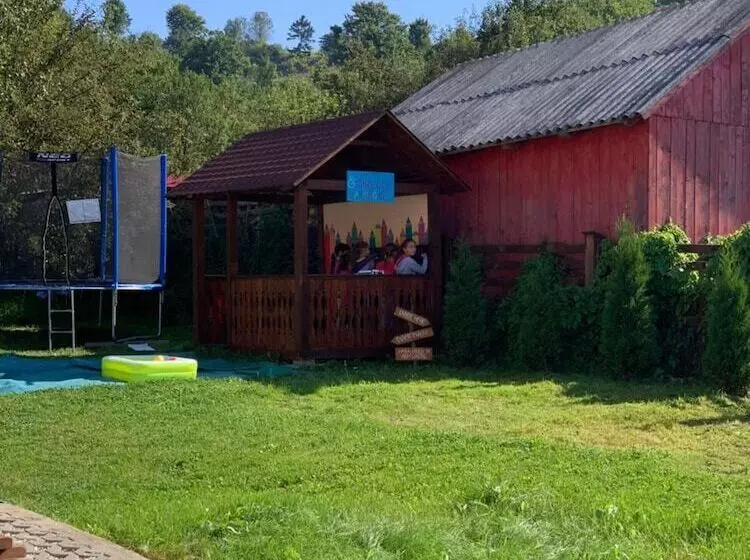 田舎風ホテル Pensiunea Simi