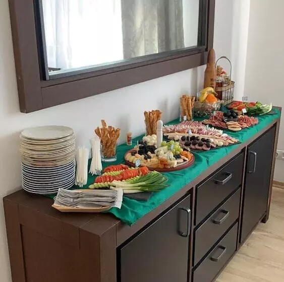 田舎風ホテル Pensiunea Simi