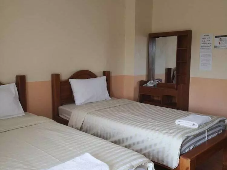 Hotelli Sab Suwarn Mansion