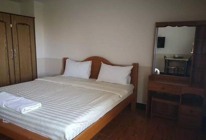 Hotelli Sab Suwarn Mansion