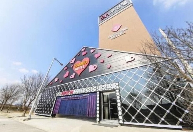 בית מלון כפרי Samho