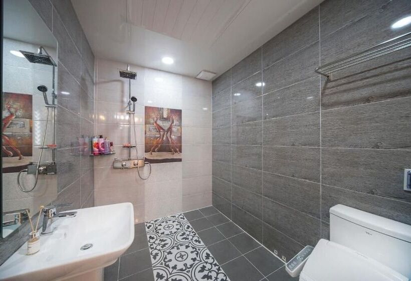 בית מלון כפרי Samho