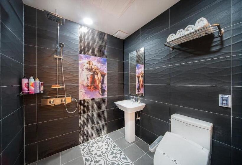 בית מלון כפרי Samho